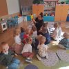 WIZYTA BIBLIOTEKARKI W PUBLICZNYM PRZEDSZKOLU NR 3 W PACZKOWIE