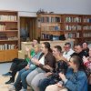 TEATRZYK KUKIEŁKOWY TRWA - GOŚĆMI BYLI UCZESTNICY ŚRODOWISKOWEGO DOMU SAMOPOMOCY W PACZKOWIE